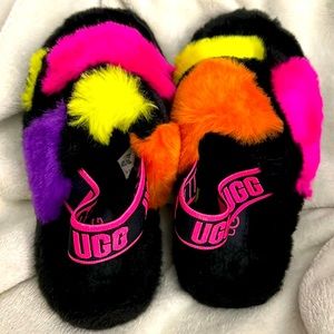 UGG K Fluff Yeah Party Spots Slides Size 13. Comes with Box.